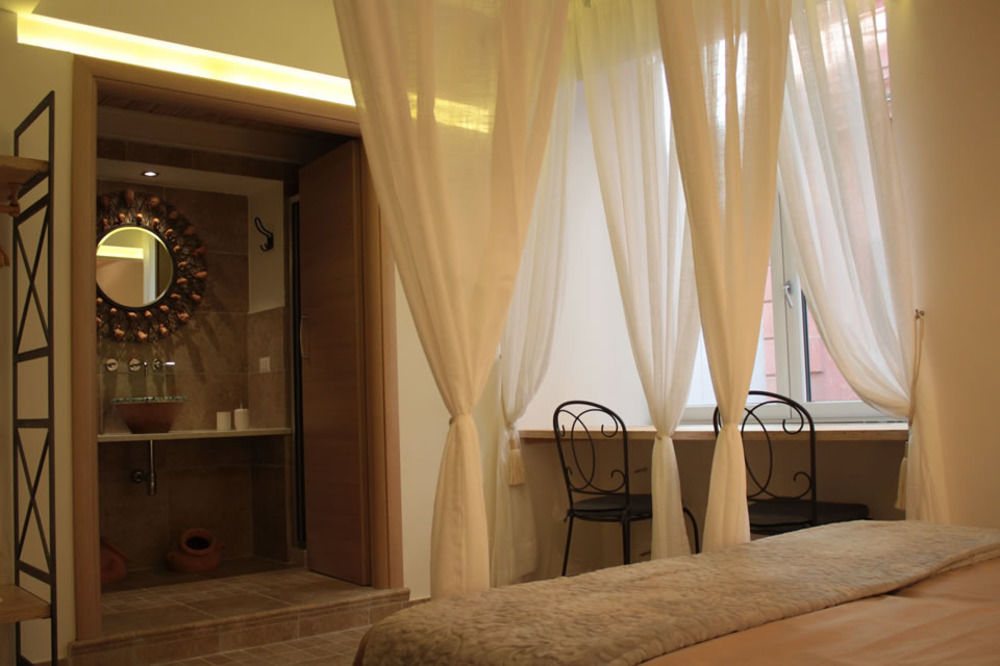 Casa Latina Bed & Breakfast Napoli Exterior foto