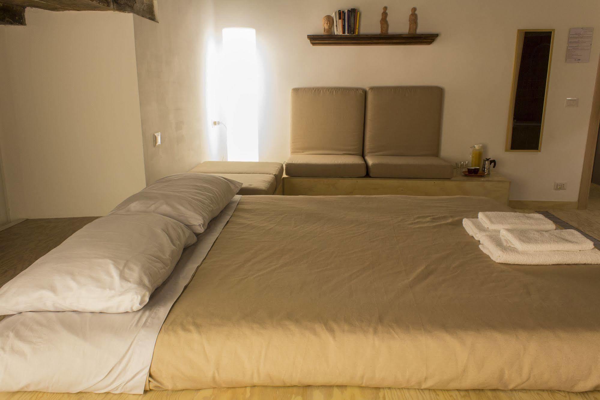 Casa Latina Bed & Breakfast Napoli Exterior foto