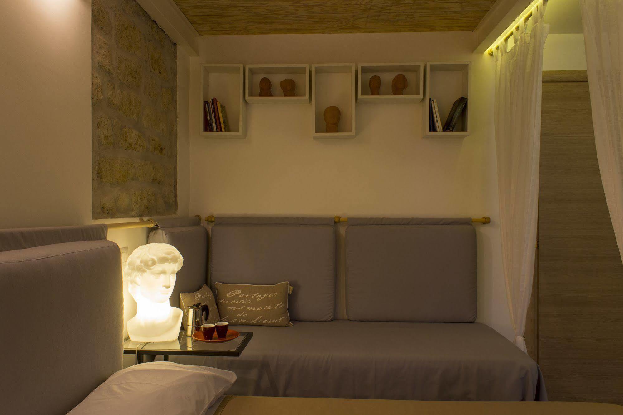 Casa Latina Bed & Breakfast Napoli Exterior foto
